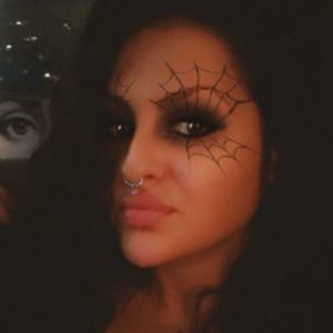 Meet your Posher, Alexee